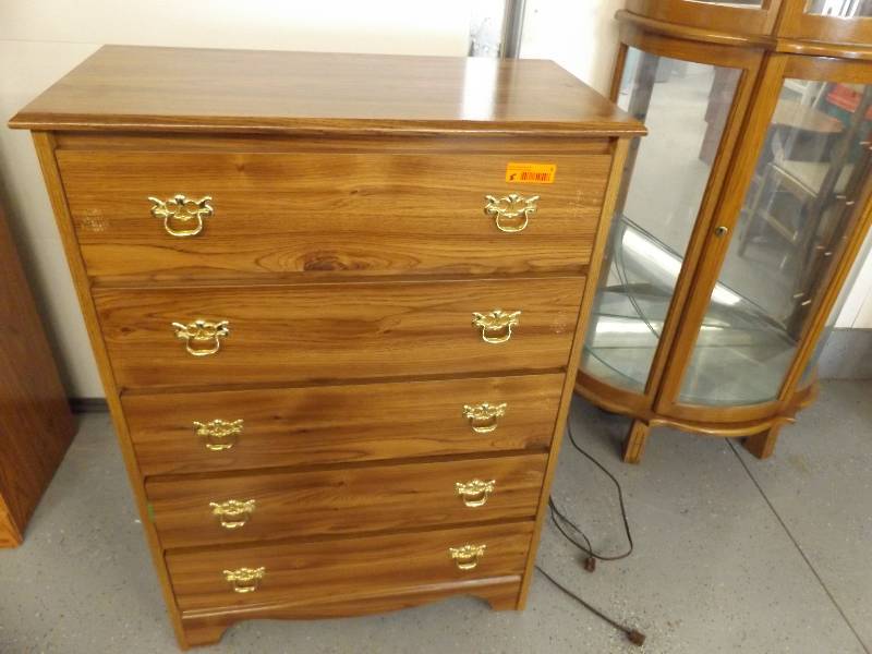 Dresser