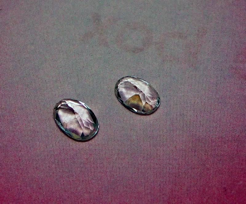 Oval pair White TOPAZ
