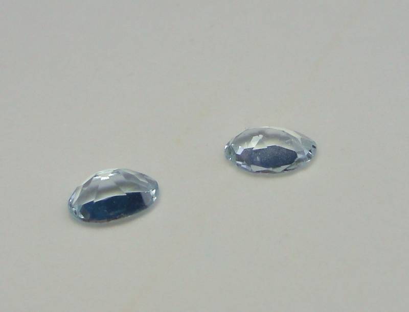 Oval Pair AQUAMARINE