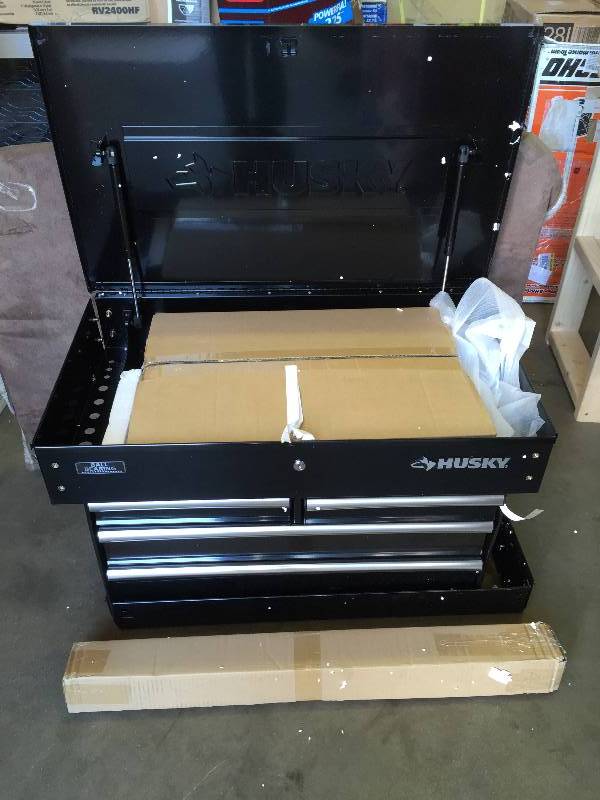 lot 27 image: Husky 36 in. 3-Drawer Rolling Tool Cart with Wood Top, Black