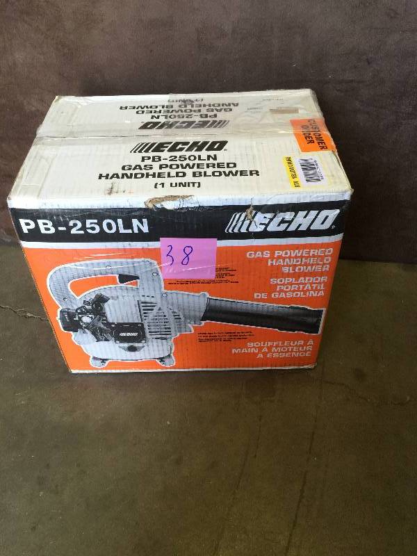 lot 38 image: Echo 165 MPH 391 CFM 25.4cc Low Noise Handheld Gas Blower Model # PB-250LNAA New