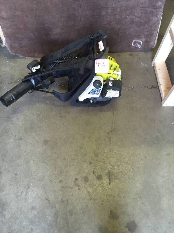 lot 42 image: Ryobi 185 MPH 510 CFM Gas Backpack Blower Model # RY08420A new