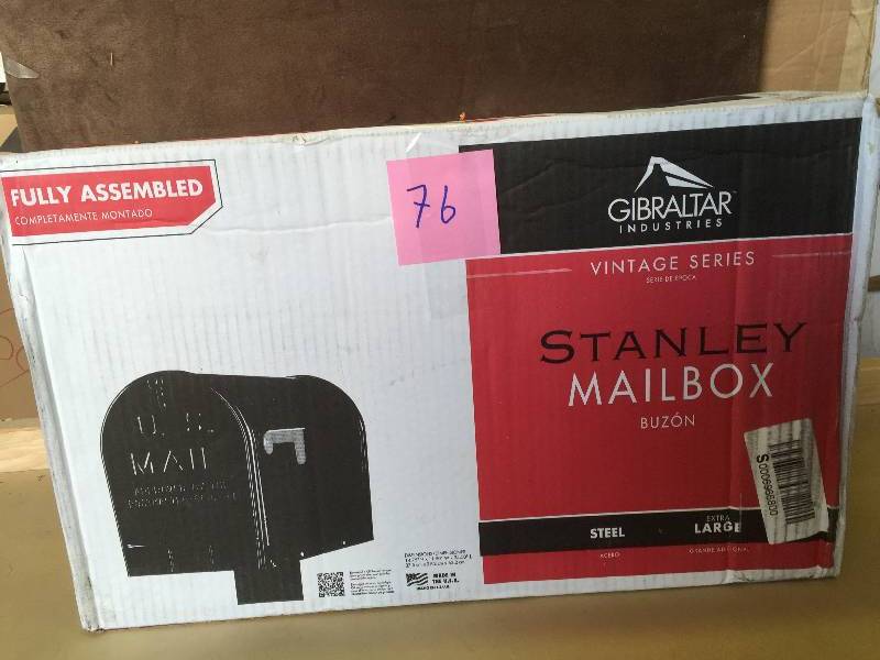 lot 76 image: Gibraltar Stanley Mailbox