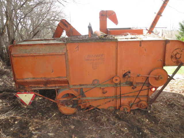 Allis Chalmers All Crop Combine