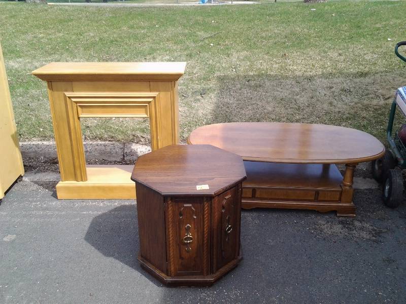 lot 40 image: Fireplace Enclosure, Coffee Table, Octagonal End Table