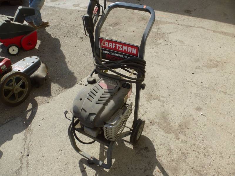 lot 39 image: Craftsmen Power Washer