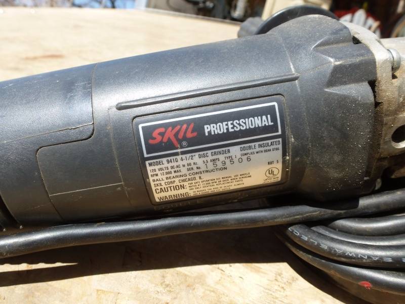 lot 63 image: Skill 4 12 Grinder