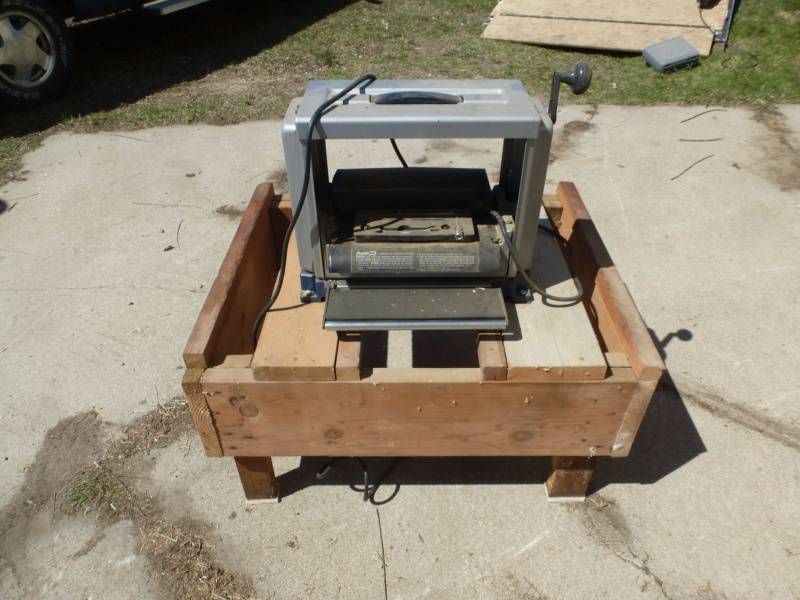 lot 79 image: Ryobi Surface Planer