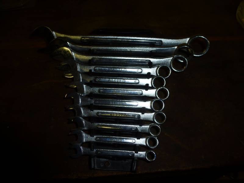 lot 106 image: Combination Wrench set