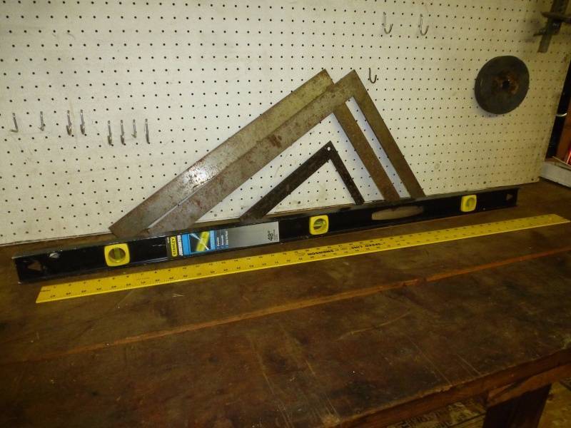 lot 127 image: Assorted Squares & Levels