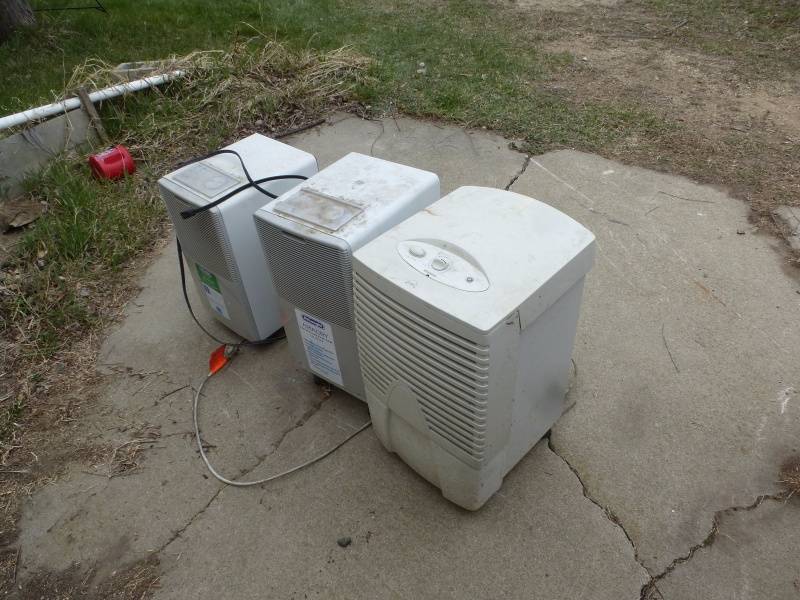 lot 166 image: 3 Dehumidifiers