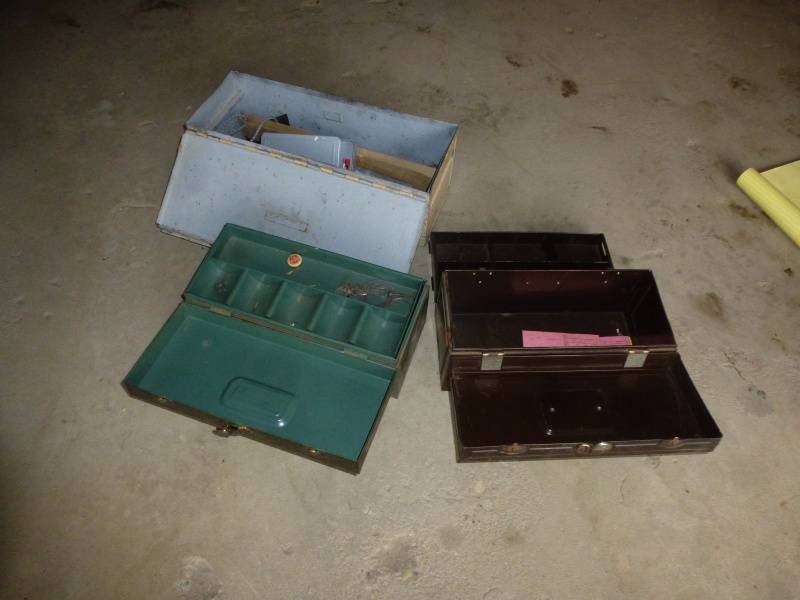 lot 192 image: 3 Coin cash boxes