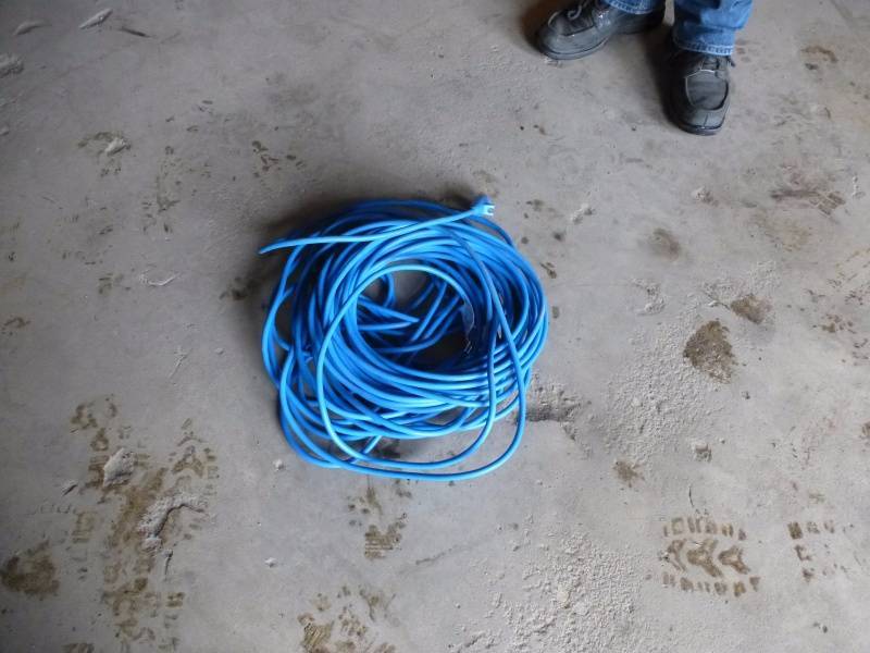 lot 138 image: Blue Extension Cord