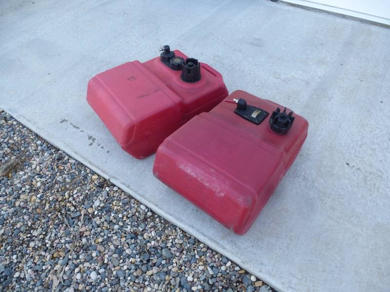 lot 18 image: Boat Gas Tanks