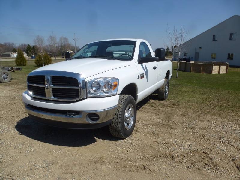 lot 4 image: 2007 Dodge Ram 2500 Diesel 4WD