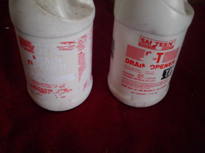 2 BOTTLES SANTEEN DRAIN OPENER