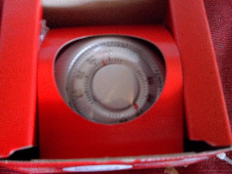 HONEYWELL T-57 THERMOSTAT