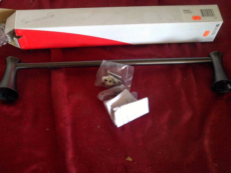 18 INCH AGED PEWTER SHOWER BAR