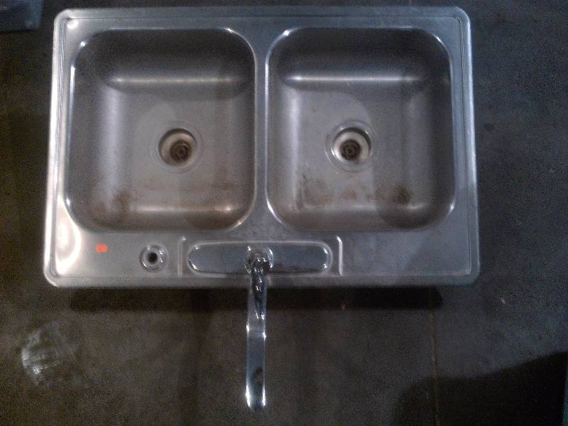 STAINLESS 2 COMPARTMENT SINK WITH FAUCET