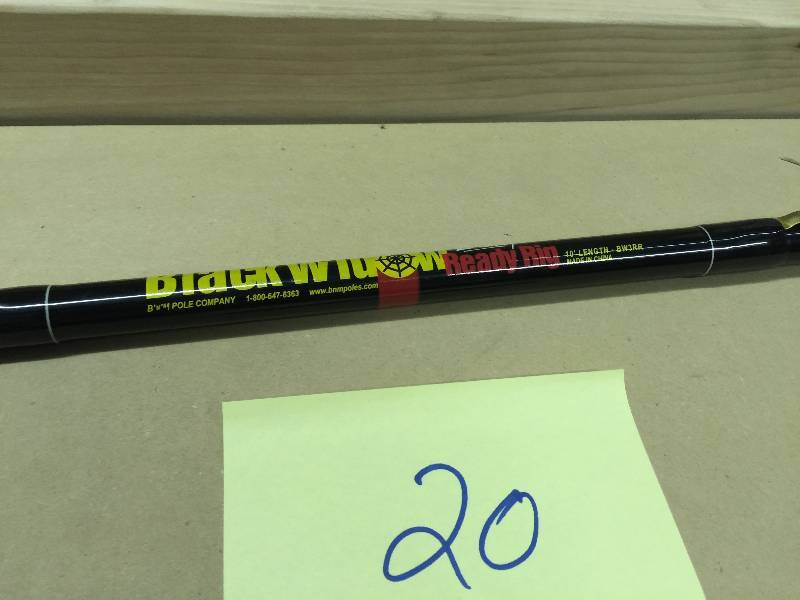 lot 20 image: BLACK WIDOW Fishing Rod 10 LENGTH