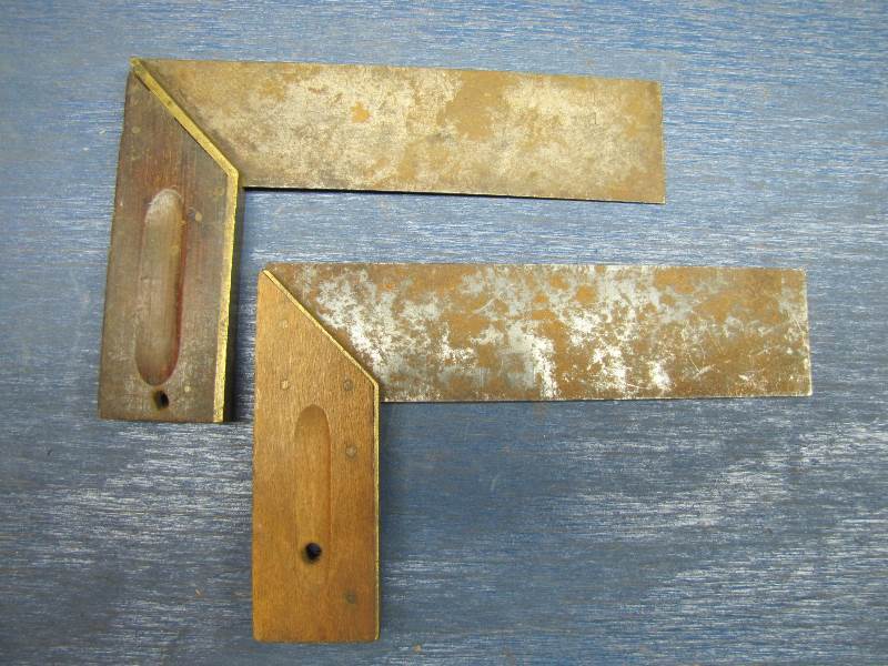 lot 6 image: 2 Small Squares with wooden end