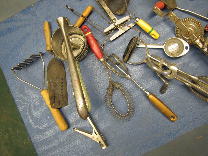 lot 11 image: Vintage Kitchen Utensils