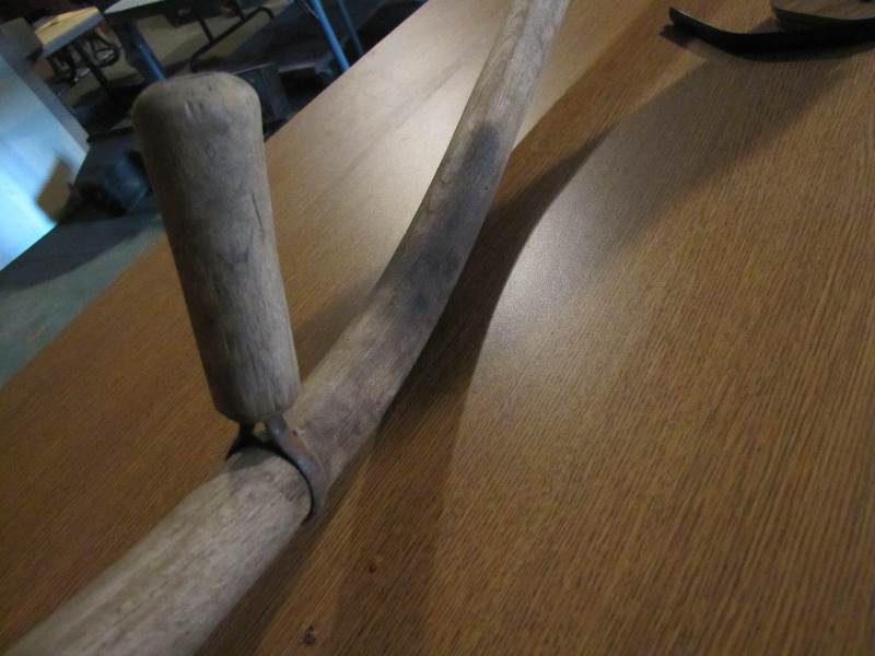 lot 2 image: Scythe with wooden handle