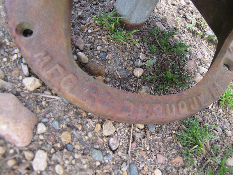 lot 51 image: Vintage Water Pump  Hydrant