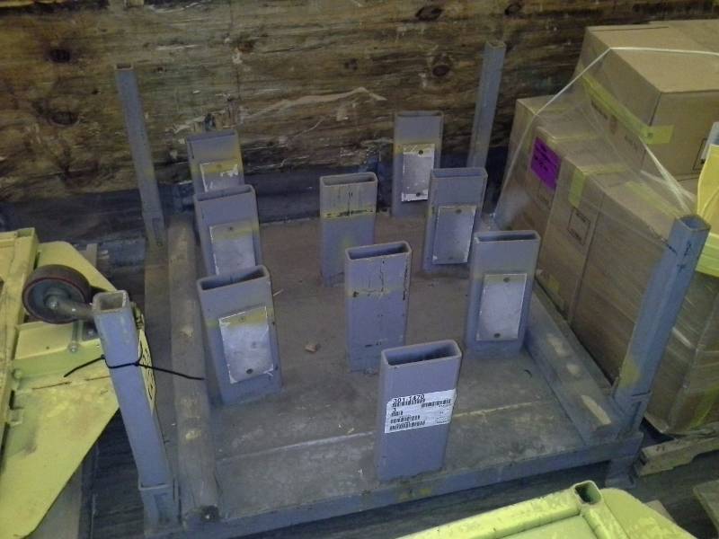 Misc. Metal PalletPart Stand