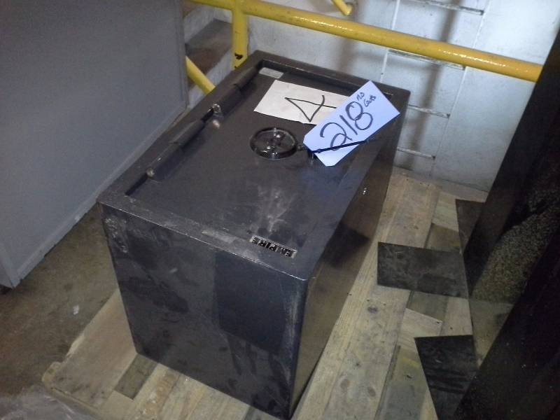 Empire Safe - No Locking Mechanism