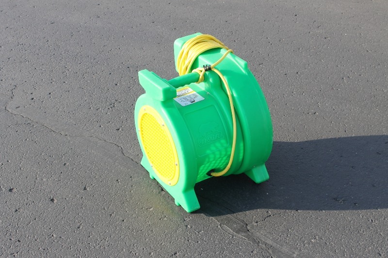 lot 4 image: B-AIR Kodiak Blower