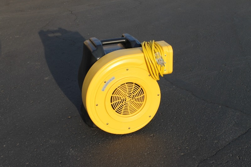 lot 9 image: ZOOM XLT Blower - 1.5HP