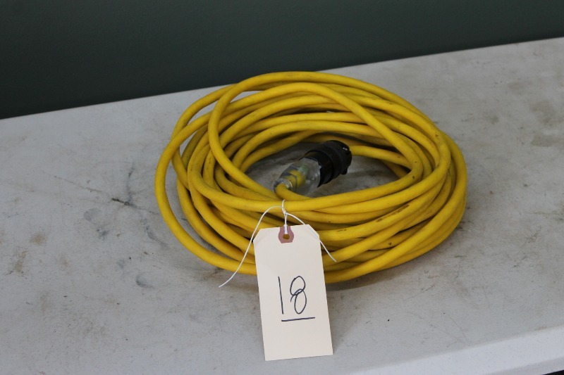 lot 18 image: 50 12 gauge extension cord