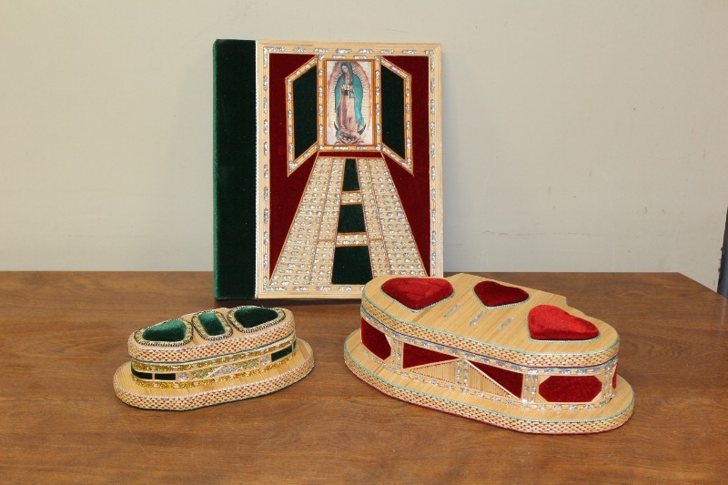 lot 56 image: Mexican Wedding Set