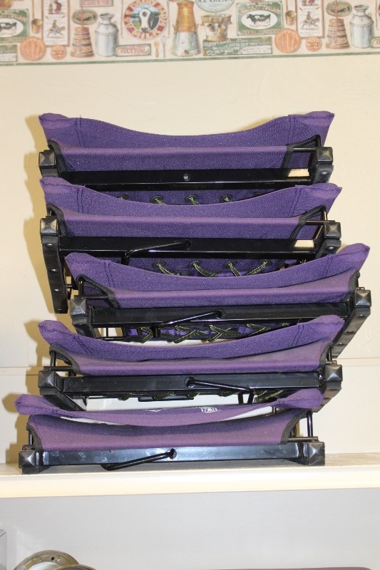 lot 64 image: Set of 5 Alexandria Beetles Stadium Seats