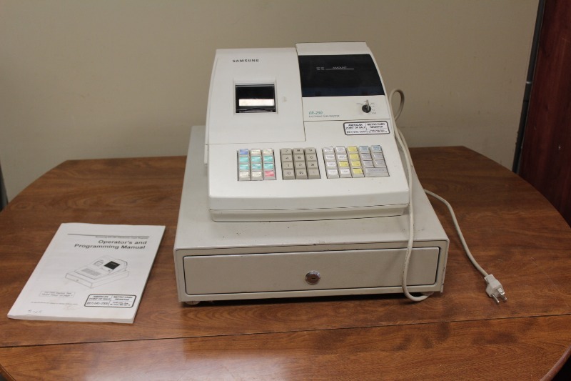 lot 69 image: Cash Register