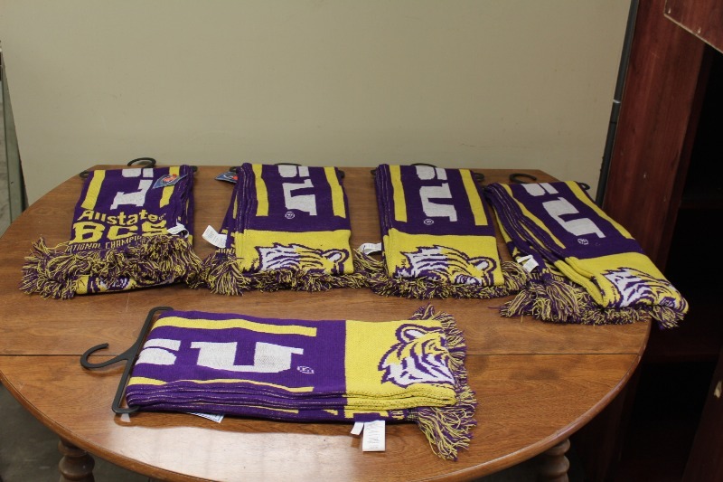 lot 71 image: BCS Banners