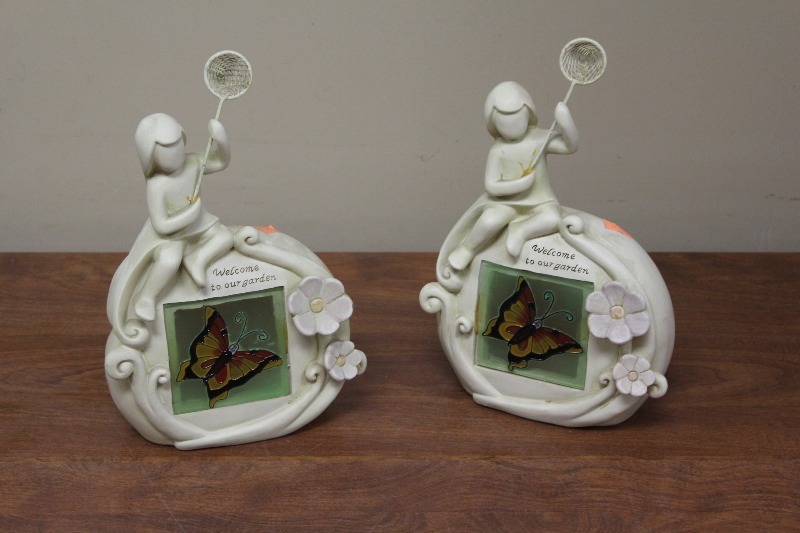 lot 126 image: Home Dcor