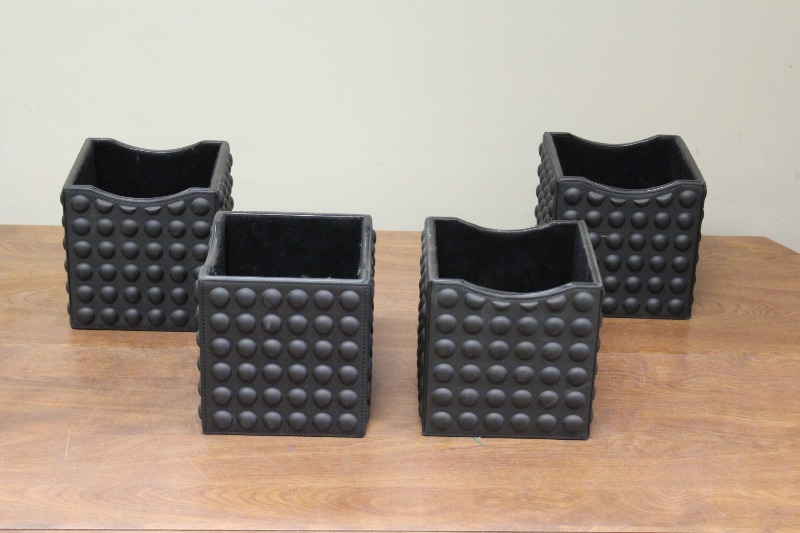 lot 124 image: Organizer Boxes