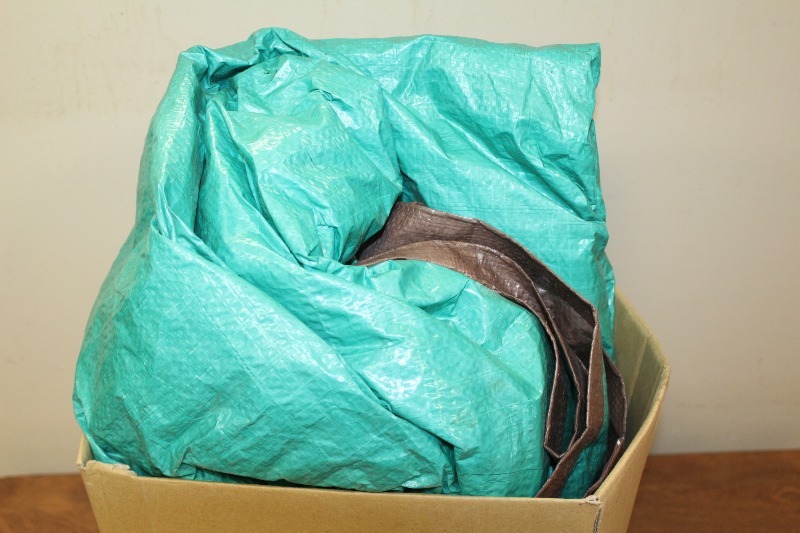 lot 143 image: Large Tarp