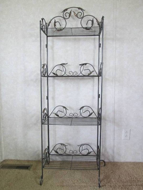 Steel Wire & Leaf Folding Shelf