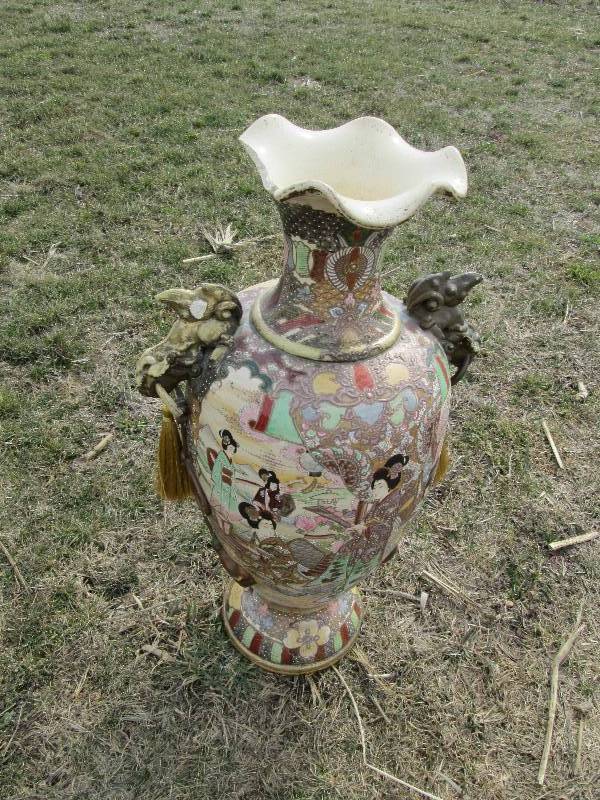 30 Tall Asia Style Vase