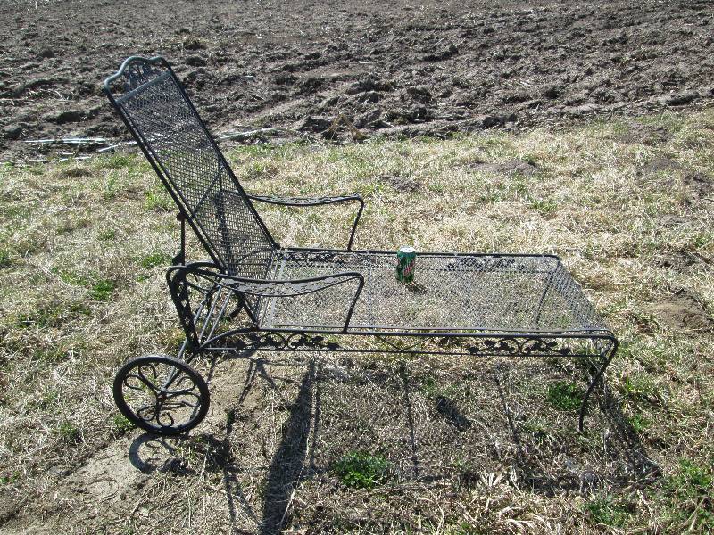 Wrought Iron Adjustable Recliner