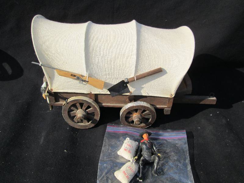 Wood Folk-art Covered Wagon