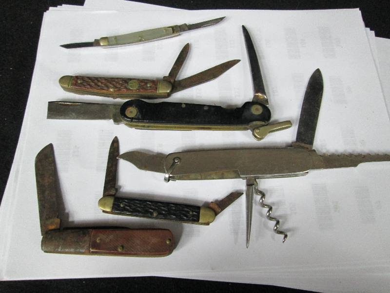 6 vintage Knifes