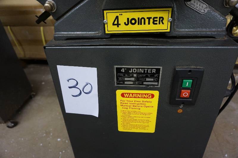 lot 30 image: 4 Power Jointer