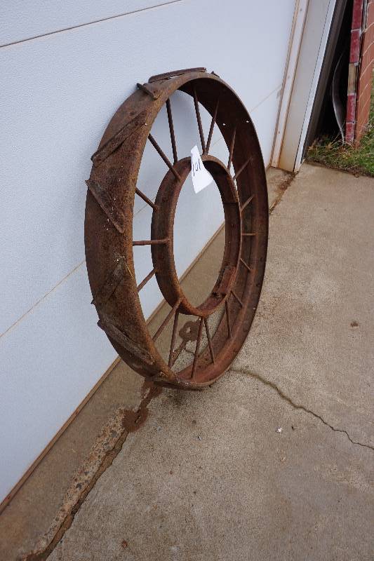 lot 101 image: Antique Spoked TractorWagon Wheel