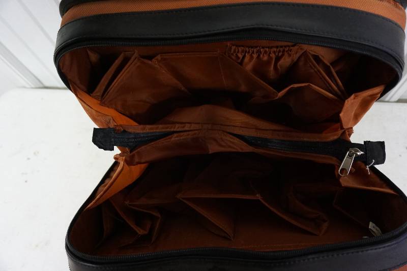 lot 150 image: Joy Mangano HSN Carry On Hand Bag