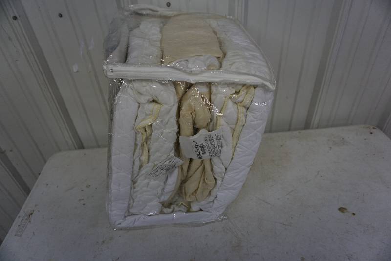 lot 111 image: Simmons Beauty Rest Queen Size 2 PC Mattress Pad Foundation Cover