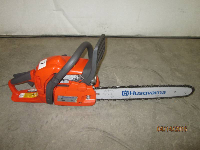 Husqvarna Model 435 Chainsaw With 18" Bar, Starts & Runs LE April
